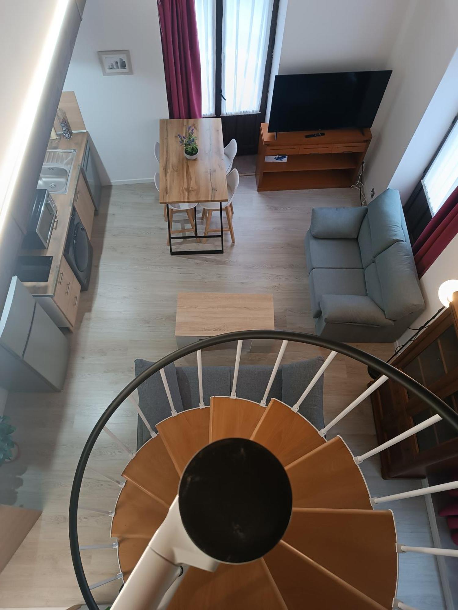 Apartamentos Turisticos Avila Puerta De Los Leales 1-2 Exteriör bild